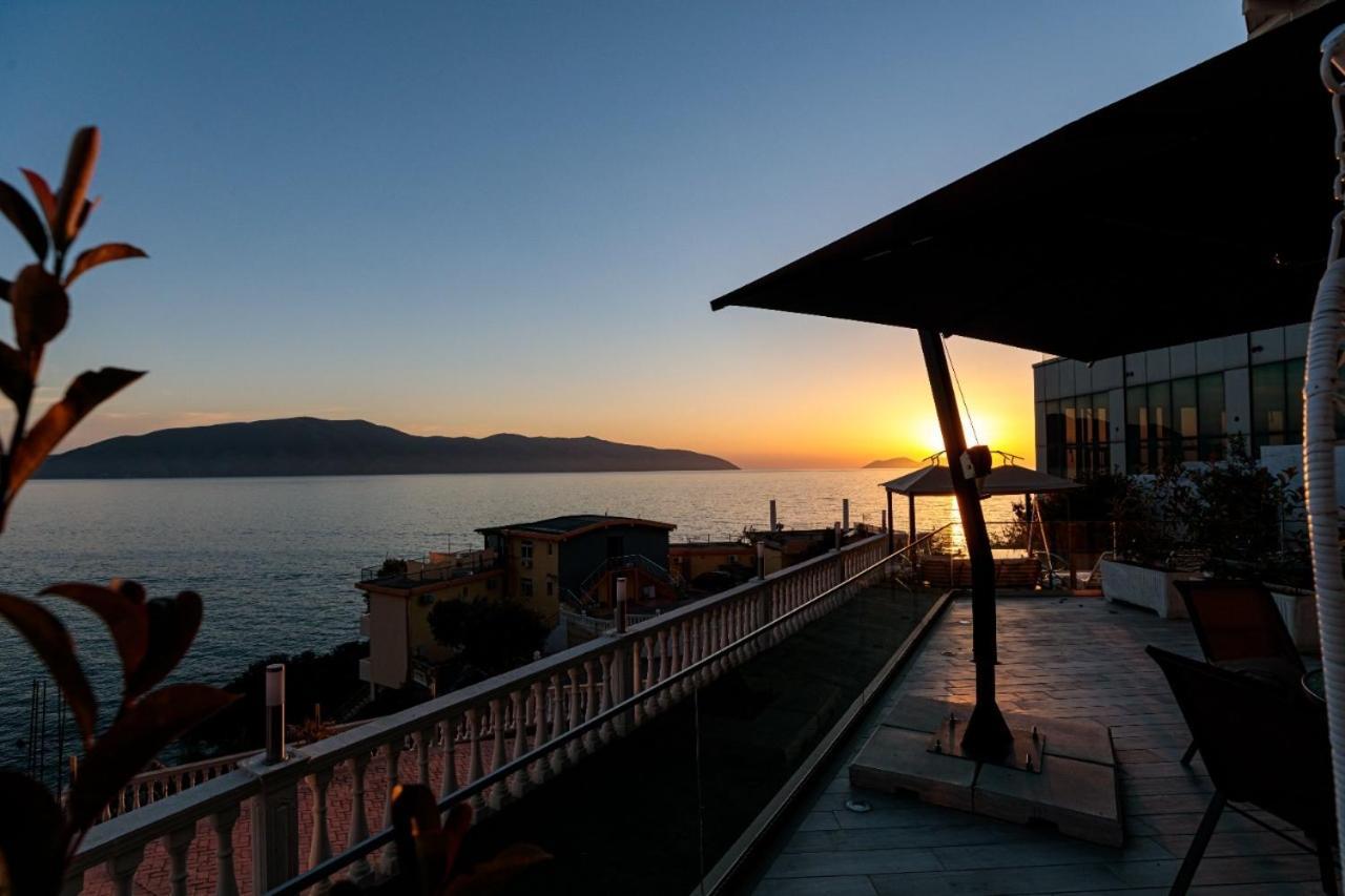 Hakuna Matata Residence & Apartments Vlorë Buitenkant foto