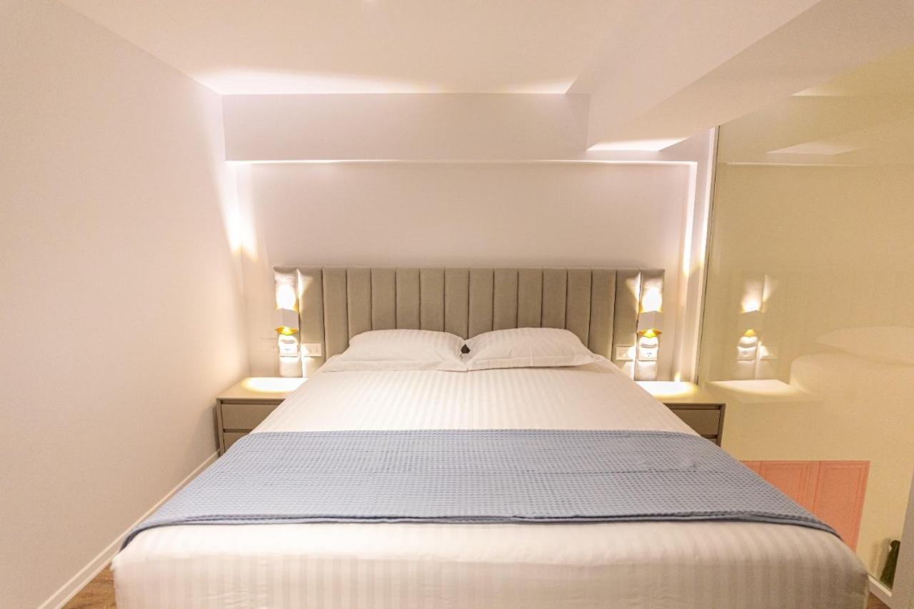 Hakuna Matata Residence & Apartments Vlorë Buitenkant foto